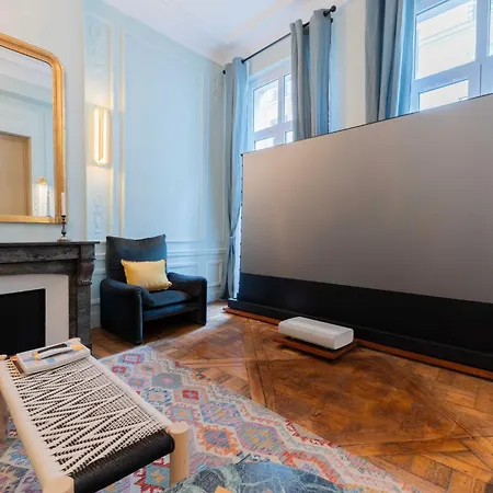 Le Vrai Style Parisien Au Centre Du Marais